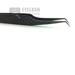 แหนบขนตา45องศาที่ต่อขนตาปลอมสแตนเลสเกรดสูงสีดำเคลือบด้วยพลาสม่า - Product Image 2