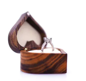 Caja de anillo de madera productos de venta caliente caja de anillo de boda de madera caja de anillo de madera de pareja de boda personalizada popular