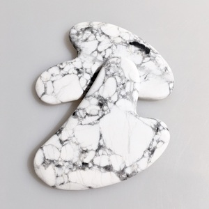 De alta calidad de piedra howlita Jasper guasha herramienta en forma de corazón de anti-envejecimiento - Product Image 2