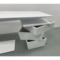 Meubles de table en forme de Z blanc brillant Bureau de patron Bureau partagé moderne Photos