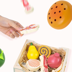 CE CPC Ensemble <span class=keywords><strong>de</strong></span> jeu d'imitation en bois pour enfants d'âge préscolaire, avec aliments (légumes, fruits, fruits <span class=keywords><strong>de</strong></span> mer, pain), pour jeu <span class=keywords><strong>de</strong></span> rôle <span class=keywords><strong>de</strong></span> <span class=keywords><strong>cuisine</strong></span> et <span class=keywords><strong>de</strong></span> vente - Product Image 5