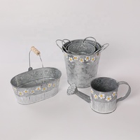 Pot Bunga Besi Galvanis Rustic, Pot Logam Bermotif Daisy dan Bak Oval untuk Dekorasi Balkon dan Taman