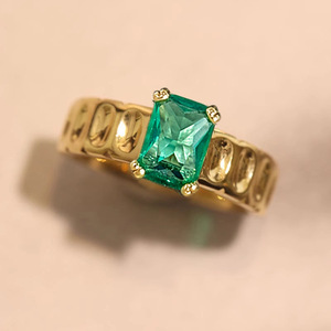 Anello Vintage con Taglio Rettangolare Stile Smeraldo a Quattro Punte per Donne, Elegante Gioiello da Dito alla Moda - Product Image 3