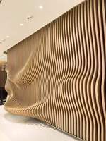 Panneau de bardage en aluminium perforé à effet ondulé, revêtu par poudrage, découpé CNC, façade pliable, ignifuge et anticorrosion