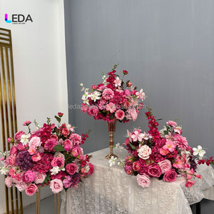 โรงงาน LEDA ขายส่งงานฝีมือ จัดดอกไม้ประดิษฐ์ ลูกบอลดอกกุหลาบผ้าไหมสีชมพูสด สำหรับงานแต่งงาน งานปาร์ตี้ และงานอีเว้นท์ต่างๆ - Product Image 4