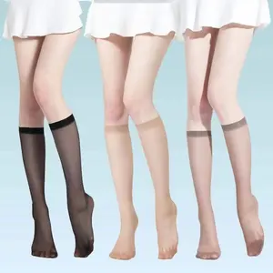 Bas de genou transparent pour femmes Chaussettes en soie de nylon couleur peau Chaussettes décontractées d'été Chaussettes hautes