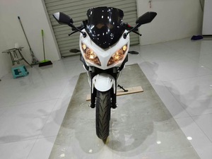 Nueva Motocicleta Deportiva Todoterreno de 250cc, Seis Velocidades, Motor de Gasolina, Popular para Carreras, Motocicleta de Calle Usada, Motocicleta de Alto Rendimiento de 72V - Product Image 5