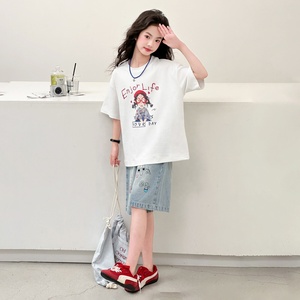Set Estivo 2026 per Ragazze: Shorts in Denim e Maglietta a Maniche Corte Nuovo Stile per Bambini. Outfit in Stile Coreano per Ragazze - Product Image 6