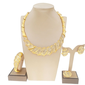 Haute qualité prix usine collier boucles d'oreilles ensembles cristal 18 k plaqué or ensembles de bijoux femme bijoux bracelets accessoires ensemble - Product Image 1