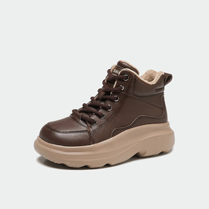 Chaussures en PVC confortables et bon marché pour femmes Bottes populaires pour femmes blanches à semelles épaisses à l'extérieur - Product Image 3