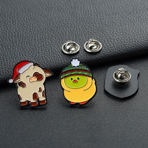 2024 nueva moda Metal Pin insignia oro plata suave esmalte duro Pin encantador 3D Tigre pollo gato Animal Anime esmalte pines - Product Image 4