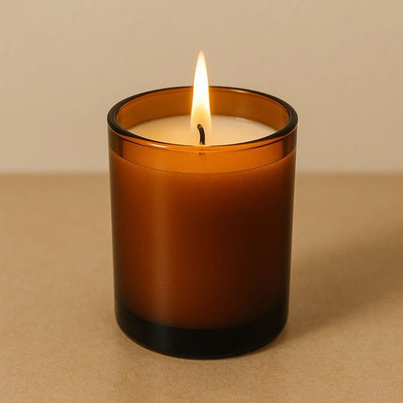 สีน้ำตาล