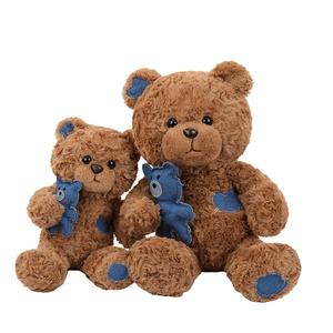 Nuovi Arrivi Creativi: Orsacchiotto di Peluche Super Morbido con Patchwork, Bambola Compagna Imbottita per Alleviare lo Stress - Product Image 1