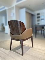 Table moderne de luxe en bois massif combinaison de six chaises en cuir ensemble de table à manger personnalisable avec logo B