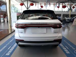 BYD Song Pro 1.5T Turbo Automatique Elite SUV 2019 d'occasion, conduite à gauche, sièges en cuir foncé, pneus R17, toit ouvrant panoramique, économique - Product Image 3