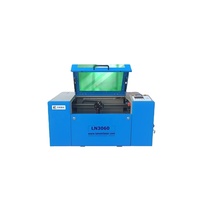 LANSENブランド新しく簡単に操作できる非金属レーザーカッターCNCミニCO2レーザーペーパーレザー300x600彫刻彫刻機