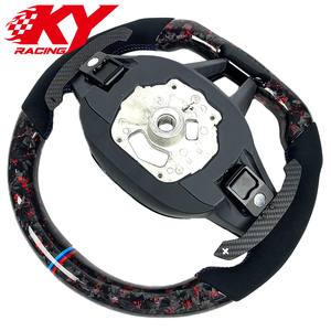 Volante personalizado de fibra de carbono forjada roja con cuero negro y LED RPM para BMW G20 G30 G22 G21 G38 G80 G82 M340i M4 X3 X5 - Product Image 3
