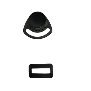 Accessori per Casco in Plastica, Set da Tre Pezzi: Separatore a Ventaglio da 20mm, Anello a D, Fibbia Scorrevole Tri Glide per Cinturini - Product Image 5