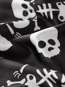 Ensemble de pyjama à imprimé crâne d'Halloween en tissu satiné doux pour se détendre à la maison ou sortir - Product Image 4