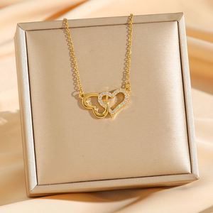 Collar De Acero Inoxidable Gold Plated Stainless Steel Double Heart-shaped Diamond Necklace <b>Titanium</b> Plated Steel Clavicle <b>Chain</b> - Product Image 2