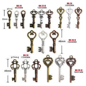 Chiave decorativa dall'aspetto antico per ciondoli Steampunk creazione di gioielli in metallo fai da te Retro rosso ottone antico argento Vintage - Product Image 6