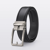 Ceinture élégante en cuir pleine fleur noir, texture fine, boucle ardillon en alliage argenté brossé, largeur standard, ajustement fluide.