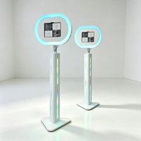 Kios Foto Booth Selfie Oval Portabel dengan Lampu LED RGB, Stand iPad, dan Alas Segitiga untuk Sewa Acara Pernikahan dan Ulang Tahun