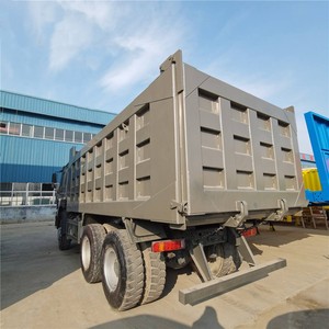 Camion HOWO d'occasion à prix d'usine Camion à benne basculante 8X4 /6X4 en bon état et à bon prix - Product Image 3