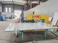 Machine de découpe verticale de taille moyenne avec couteau à ruban pour la découpe de feuilles de tissu en mousse