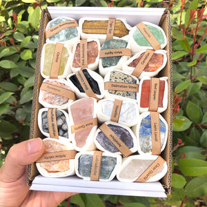 Caja de regalo de piedra de color mezclado en bruto de cristal crudo natural al por mayor con nombre de piedra - Product Image 2