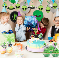 Décorations de fête d'anniversaire sur le thème des vaisseaux spatiaux, des OVNIs et des extraterrestres : Bannières, guirlandes, décorations pour cupcakes et gâteaux, ballons en latex imprimés à l'hélium, fournitures cadeaux