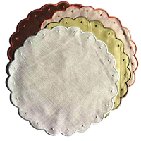Serviettes en lin monogrammées de style moderne, brodées à la main, ourlet de fleurs, vente en gros pour mariage, festival, linge de table