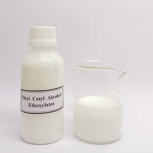 Alcohol Oleílico Etoxilado, Surfactante No Iónico de Grado Industrial para Detergentes, Agente Humectante Textil y Aplicaciones de Emulsionación - Product Image 1