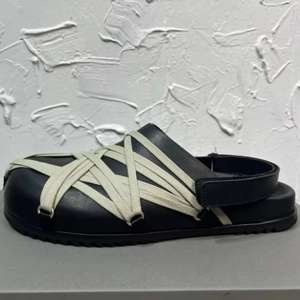 Sandalias al por mayor para hombre y mujer, de alta calidad, deportivas de lujo, pantuflas para exteriores, sandalias planas de diseñador para playa, zapatos casuales para caminar. - Product Image 4