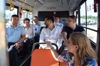 Mini-bus électrique à faible hauteur de sol, automatique, conduite à gauche, nouvelle énergie |   Navette personnalisée de 6,6 m pour 18 passagers et excursions urbaines