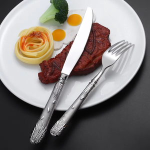 Cuchillo, Tenedor y Cuchara Originales de Acero Inoxidable 18/10, Diseño Contemporáneo, Regalo Empresarial, Hotel, Restaurante Occidental, Alta Gama - Product Image 3