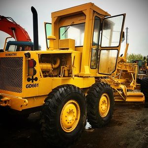 La bonne condition a utilisé la niveleuse de moteur de KOMATSU GD661A à vendre - Product Image 1