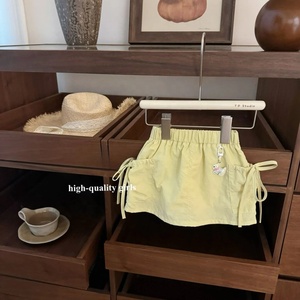 Vêtements d'été pour enfants filles, ensemble haut sans manches à rayures colorées et jupe à cordon de serrage, tenues décontractées pour enfants - Product Image 2