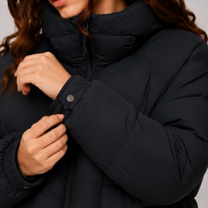 <span class=keywords><strong>Chaqueta</strong></span> Corta Acolchada de Plumón para Mujer, con Cuello Alto y Capucha Fija, Negra, Cortavientos, Cálida, para Invierno - Product Image 6