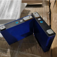 Batterie solaire rechargeable au lithium 3.2v 50ah, type prismatique lifepo4 pour une Application à haute puissance