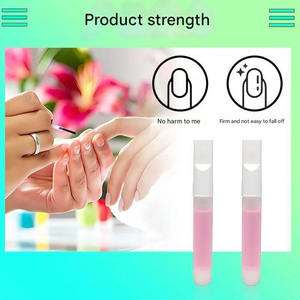 Colle à <span class=keywords><strong>ongles</strong></span> professionnelle super adhésive mini rose avec logo personnalisé, texture liquide 2g <span class=keywords><strong>pour</strong></span> <span class=keywords><strong>ongles</strong></span> artificiels solides <span class=keywords><strong>pour</strong></span> nail art - Product Image 3
