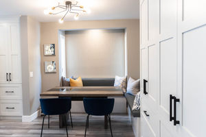 Meubles de cuisine sur mesure OEM CANA, style shaker traditionnel, armoires en bois peint foncé de luxe avec grand îlot central pour projet d'appartement - Product Image 4