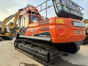 Excavatrice sur chenilles d'occasion Doosan DX340 34 tonnes, boîte de vitesses d'origine, pompe MOOG, moteur, roulement, modèle 2024, 1 an de garantie après-vente - Product Image 2
