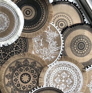 Set de table rond isolant thermiquement et écologique de 38 cm, avec franges en jute tissées, style bohème, pour la table - Product Image 6