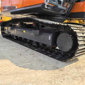 Excavadora de cadenas Doosan Dx225LCB usada de alta calidad en venta, motor principal en excelentes condiciones, lista para enviar - Product Image 6