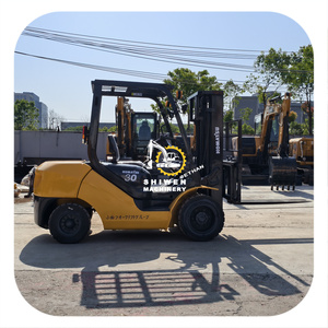 Vente directe usine Japon : Chariot élévateur diesel Komatsu FD30 d'occasion 3 tonnes, moteur haute efficacité pour la manutention des matériaux - Product Image 1