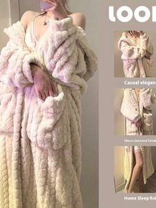 P330 Combinaison à capuche en polaire pelucheuse pour femme, manches longues, chaleur hivernale avec poches, vêtements de détente et vêtements de nuit confortables, robe en polaire douce - Product Image 2