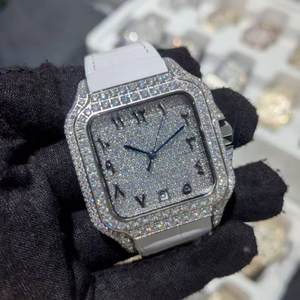 Reloj de hombre personalizado de alta calidad con cristal de hielo VVS y zafiro, caja cuadrada mecánica y diseño de superficie semi-ice de lujo. - Product Image 5