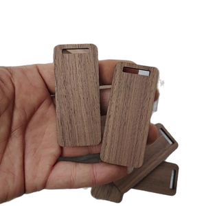 Vendita Diretta di Fabbrica di Portachiavi in <span class=keywords><strong>Legno</strong></span> Personalizzati di Grande Successo. Pannello in <span class=keywords><strong>legno</strong></span> di noce, scritto a mano, stampato al laser e inciso - Product Image 4