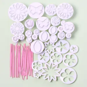 Factory Supply Attractive Price Letters Fondant Plunger Cutters Set